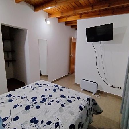 Ferienwohnung Casa Ana, Departamento Amplio A 20 ' Aeropuerto Luis Guillon Exterior foto